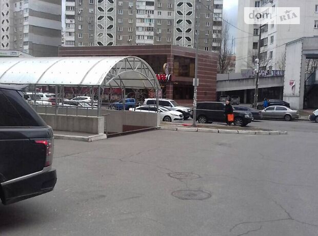 Место на подземном паркинге под легковое авто в Киеве, площадь 15 кв.м. фото 1 Место на подземном паркинге под легковое авто в Киеве, площадь 15 кв.м. фото 1