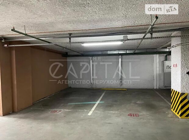 Место на подземном паркинге под легковое авто в Киеве, площадь 14 кв.м. фото 1 Место на подземном паркинге под легковое авто в Киеве, площадь 14 кв.м. фото 1