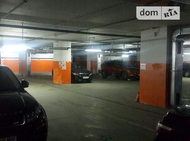 Место на подземном паркинге под легковое авто в Киеве, площадь 14.1 кв.м. фото 2 Место на подземном паркинге под легковое авто в Киеве, площадь 14.1 кв.м. фото 2
