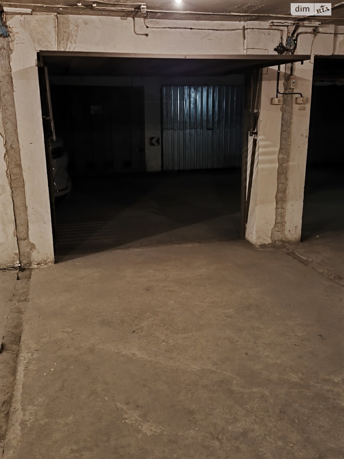 Место на подземном паркинге под легковое авто в Киеве, площадь 16.2 кв.м. фото 1 Место на подземном паркинге под легковое авто в Киеве, площадь 16.2 кв.м. фото 1