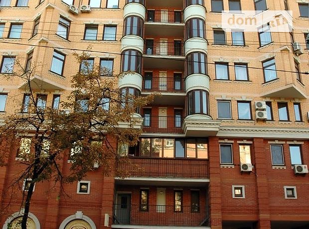 Место на подземном паркинге под легковое авто в Киеве, площадь 15 кв.м. фото 2 Место на подземном паркинге под легковое авто в Киеве, площадь 15 кв.м. фото 2