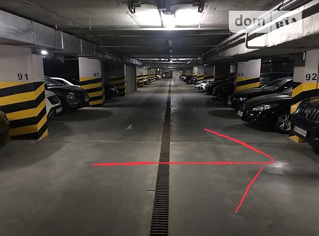 Место на подземном паркинге под легковое авто в Киеве, площадь 13.5 кв.м. фото 1 Место на подземном паркинге под легковое авто в Киеве, площадь 13.5 кв.м. фото 1