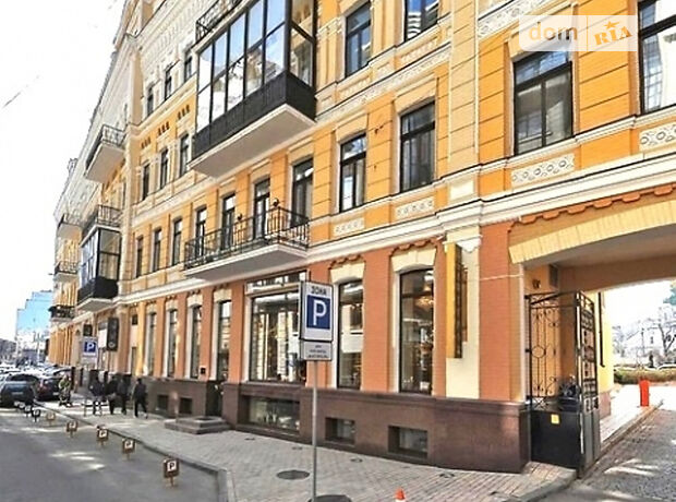 Место на подземном паркинге под легковое авто в Киеве, площадь 12 кв.м. фото 1 Место на подземном паркинге под легковое авто в Киеве, площадь 12 кв.м. фото 1