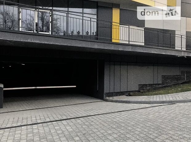 Место на подземном паркинге под легковое авто в Львове, площадь 13.6 кв.м. фото 1 Место на подземном паркинге под легковое авто в Львове, площадь 13.6 кв.м. фото 1