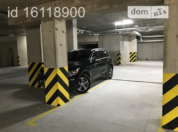 Место на подземном паркинге под легковое авто в Львове, площадь 12 кв.м. фото 1 Место на подземном паркинге под легковое авто в Львове, площадь 12 кв.м. фото 1
