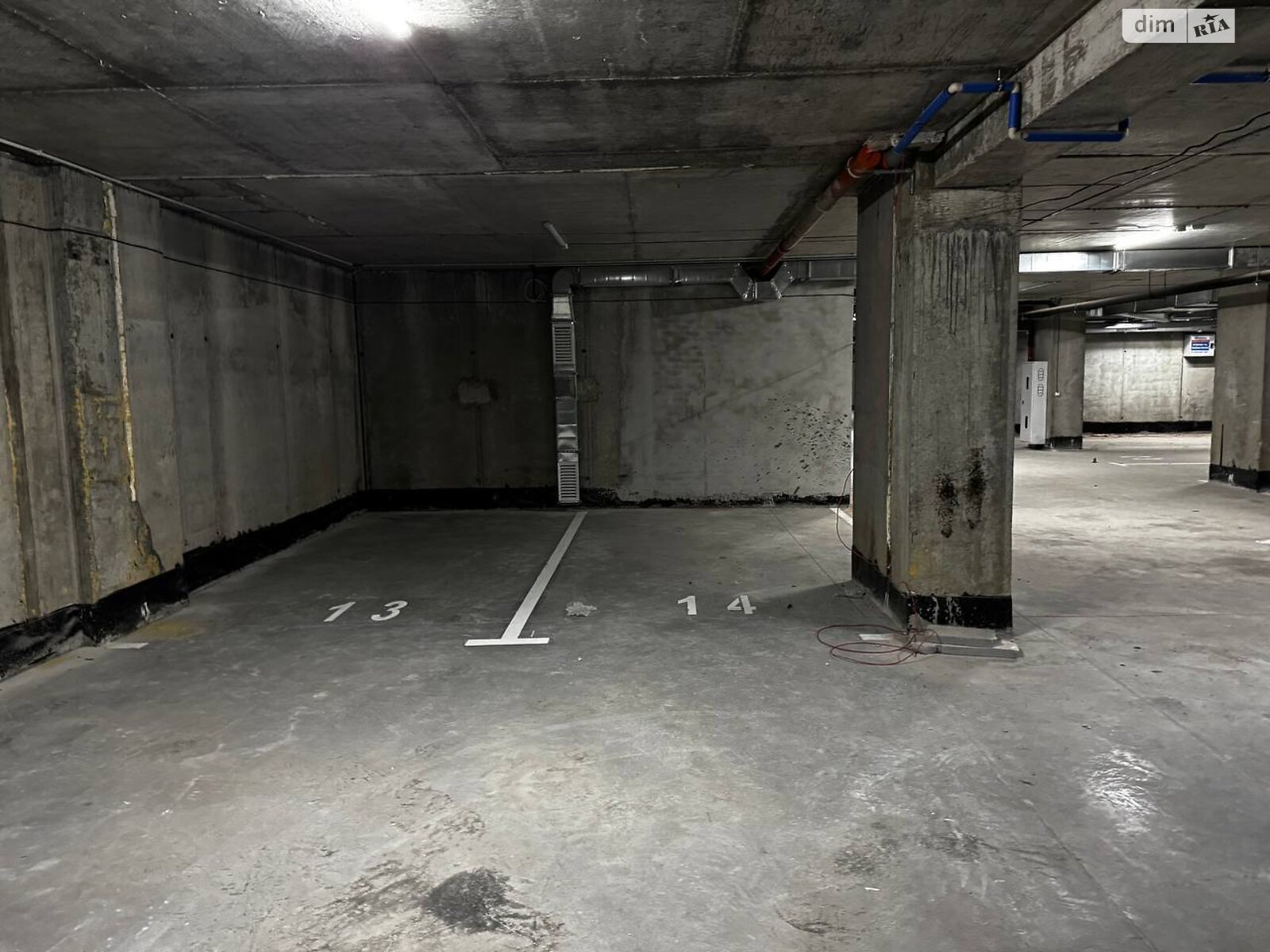 Місце на підземному паркінгу під легкове авто в Тернополі, площа 35 кв.м. фото 1