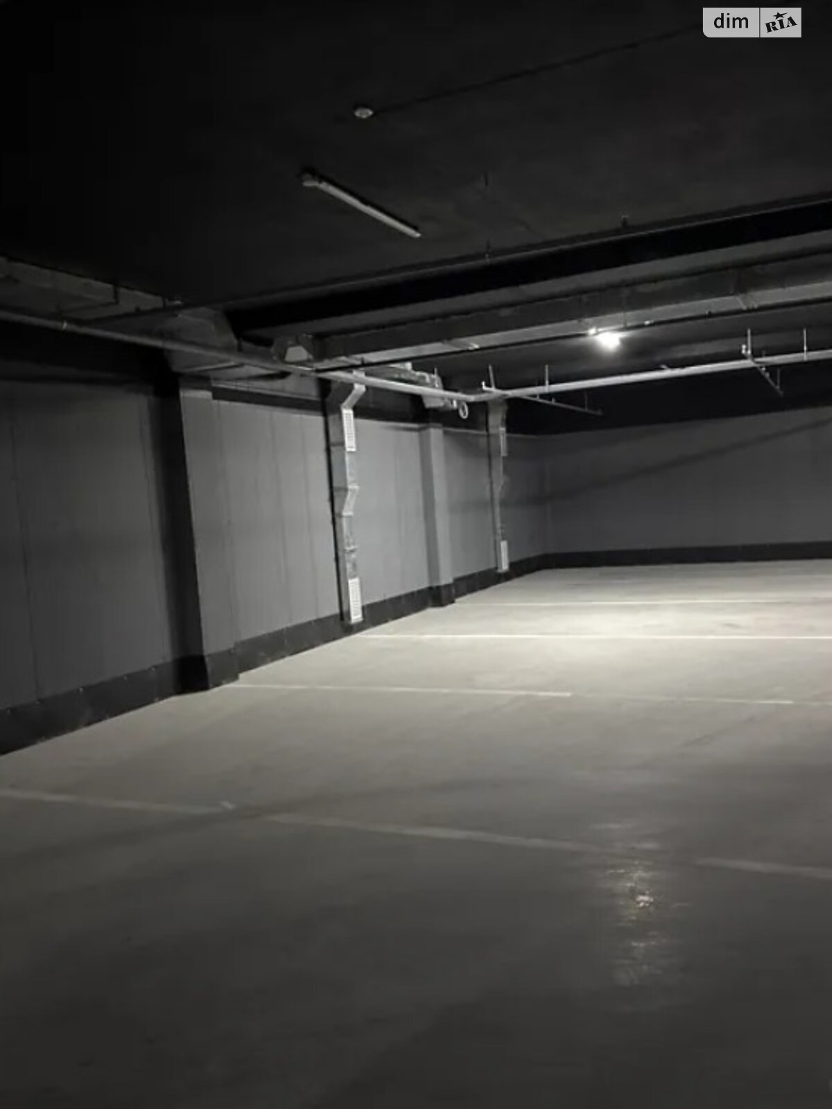 Место на подземном паркинге под легковое авто в Тернополе, площадь 23 кв.м. фото 1 Место на подземном паркинге под легковое авто в Тернополе, площадь 23 кв.м. фото 1