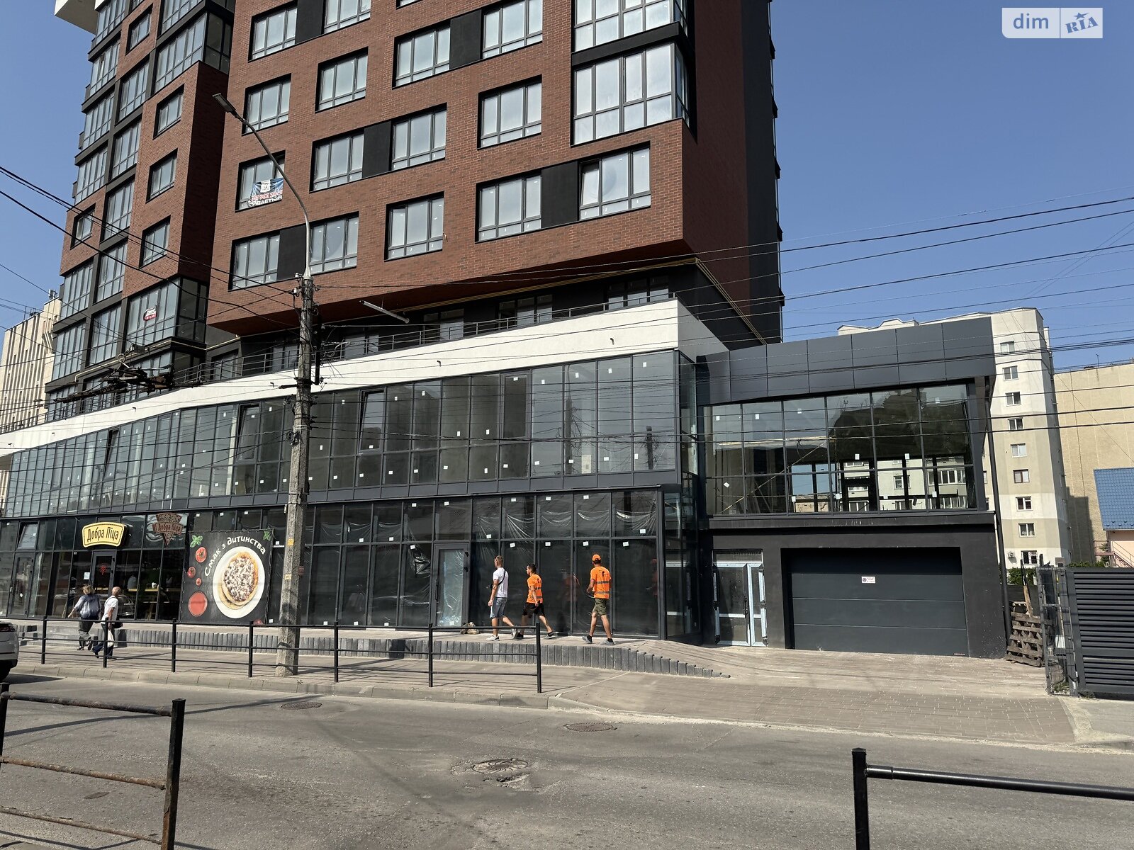 Місце на підземному паркінгу універсальний в Тернополі, площа 18 кв.м. фото 1 Місце на підземному паркінгу універсальний в Тернополі, площа 18 кв.м. фото 1