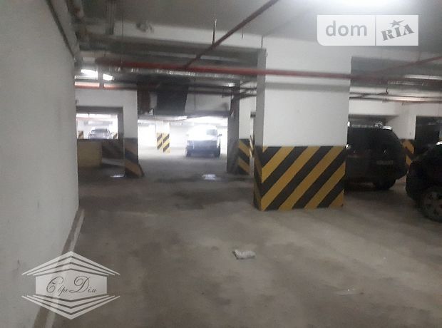 Место на подземном паркинге под легковое авто в Тернополе, площадь 30 кв.м. фото 2 Место на подземном паркинге под легковое авто в Тернополе, площадь 30 кв.м. фото 2