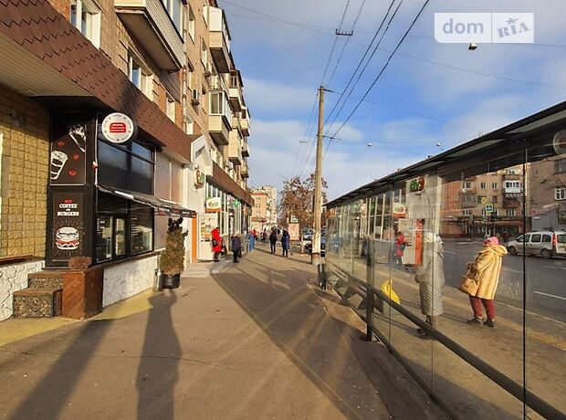 Помещение свободного назначения в Чернигове, сдам в аренду по Победы проспект 90, район Центр, цена: 15 000 грн за объект фото 1 Помещение свободного назначения в Чернигове, сдам в аренду по Победы проспект 90, район Центр, цена: 15 000 грн за объект фото 1