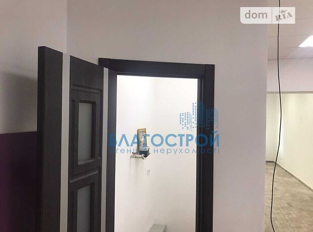 Приміщення вільного призначення в Чернігові, здам в оренду по Реміснича (Комсомольська) вулиця, район Центральний Ринок, ціна: 12 000 грн за об’єкт фото 1 Приміщення вільного призначення в Чернігові, здам в оренду по Реміснича (Комсомольська) вулиця, район Центральний Ринок, ціна: 12 000 грн за об’єкт фото 1