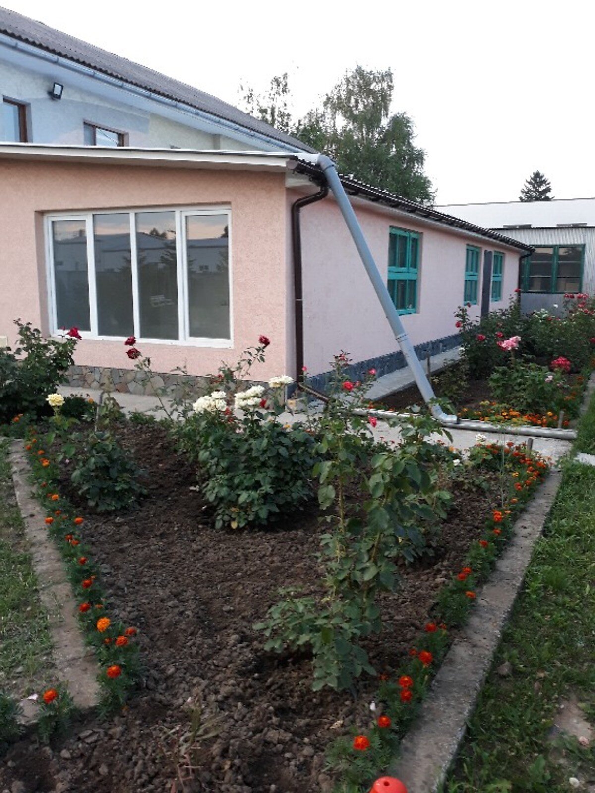 Комерційне приміщення в Чернівцях, здам в оренду по Пчілки Олени вулиця 11, район Гравітон, ціна: 8 966 грн за об’єкт фото 1 Комерційне приміщення в Чернівцях, здам в оренду по Пчілки Олени вулиця 11, район Гравітон, ціна: 8 966 грн за об’єкт фото 1