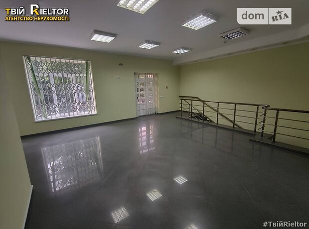 Приміщення вільного призначення в Чернівцях, здам в оренду по проспект Незалежності, район Проспект, ціна: 59 055 грн за об’єкт фото 1 Приміщення вільного призначення в Чернівцях, здам в оренду по проспект Незалежності, район Проспект, ціна: 59 055 грн за об’єкт фото 1