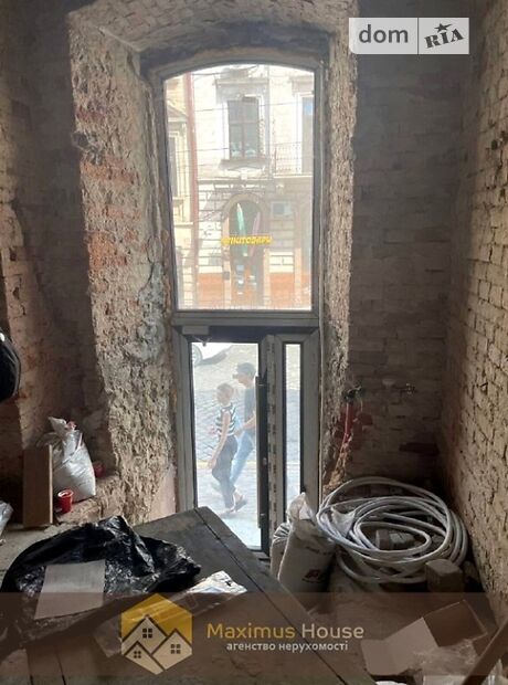 Помещение свободного назначения в Черновцах, сдам в аренду по Главная улица, район Центр, цена: 93 633 грн за объект фото 1 Помещение свободного назначения в Черновцах, сдам в аренду по Главная улица, район Центр, цена: 93 633 грн за объект фото 1