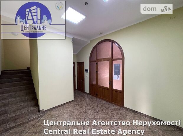 Помещение свободного назначения в Черновцах, сдам в аренду по Шевченка, район Центр, цена: 14 981 грн за объект фото 1 Помещение свободного назначения в Черновцах, сдам в аренду по Шевченка, район Центр, цена: 14 981 грн за объект фото 1