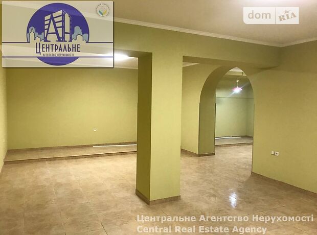 Помещение свободного назначения в Черновцах, сдам в аренду по Шевченка, район Центр, цена: 14 981 грн за объект фото 1 Помещение свободного назначения в Черновцах, сдам в аренду по Шевченка, район Центр, цена: 14 981 грн за объект фото 1