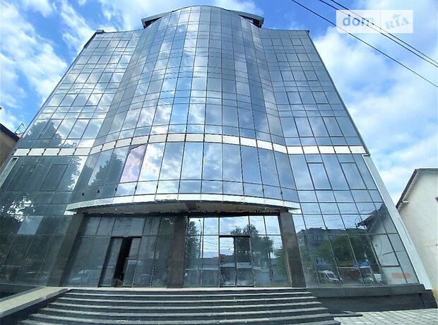Приміщення вільного призначення в Чернівцях, здам в оренду по Головна вулиця, район Аеропорт, ціна: 4 213 483 грн за об’єкт фото 1 Приміщення вільного призначення в Чернівцях, здам в оренду по Головна вулиця, район Аеропорт, ціна: 4 213 483 грн за об’єкт фото 1