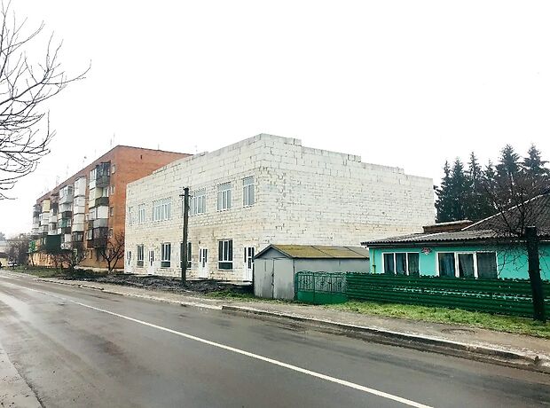 Приміщення вільного призначення в Калинівці, здам в оренду по Маяковського, район Калинівка, ціна: договірна за об’єкт фото 1 Приміщення вільного призначення в Калинівці, здам в оренду по Маяковського, район Калинівка, ціна: договірна за об’єкт фото 1