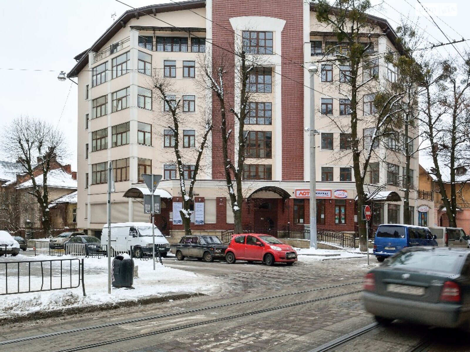 Комерційне приміщення в Львові, здам в оренду по Чупринки Генерала вулиця, район Франківський, ціна: 51 805 грн за об’єкт фото 1