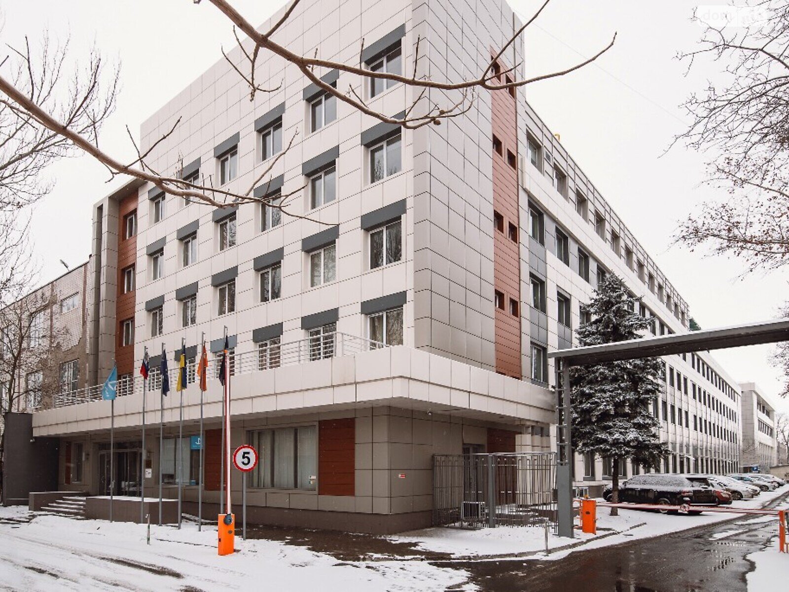Комерційне приміщення в Одесі, здам в оренду по Партизанська вулиця 17, район Застава 2, ціна: 146 810 грн за об’єкт фото 1 Комерційне приміщення в Одесі, здам в оренду по Партизанська вулиця 17, район Застава 2, ціна: 146 810 грн за об’єкт фото 1