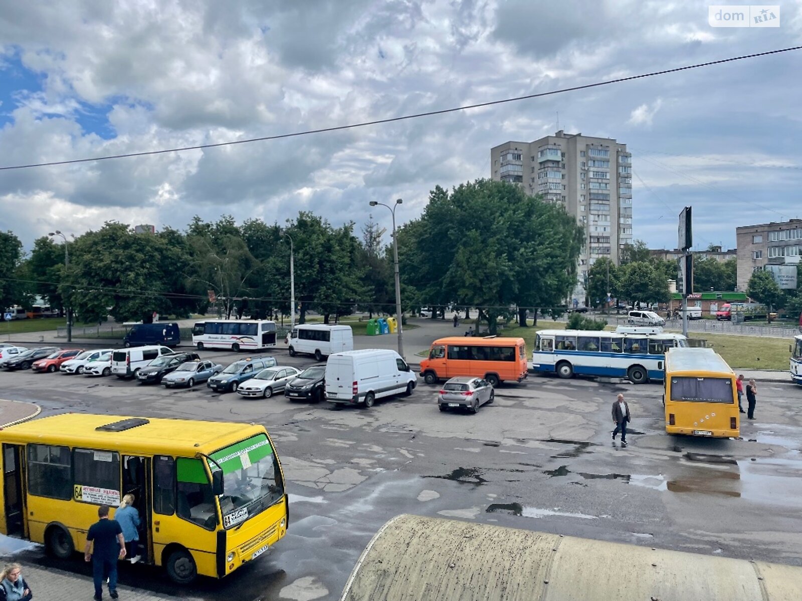 Комерційне приміщення в Рівному, здам в оренду по Небесноїй Сотні вулиця, район Залізничний, ціна: 4 000 грн за об’єкт фото 1