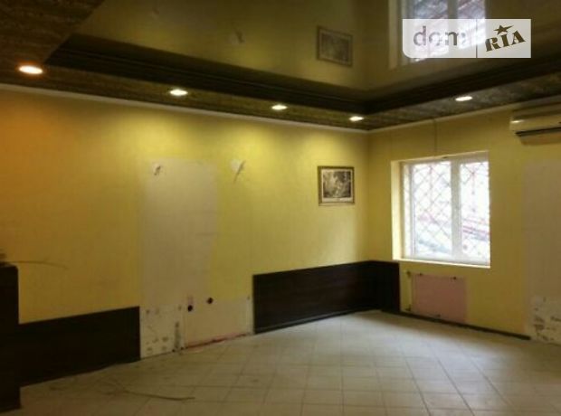 Долгосрочная аренда помещения свободного назначения, Ровно, р‑н. Центр, Соборна Долгосрочная аренда помещения свободного назначения, Ровно, р‑н. Центр, Соборна
