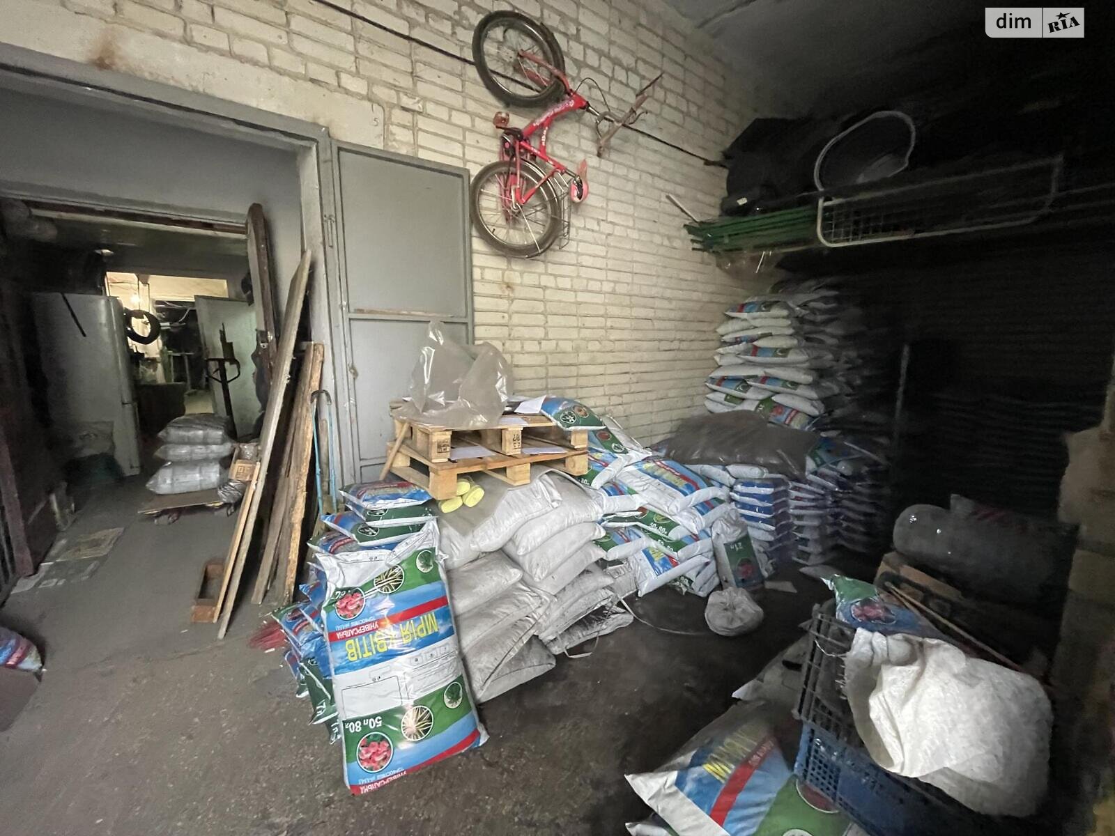 Коммерческое помещение в Тернополе, сдам в аренду по 15-го Апреля улица, район Бам, цена: 151 500 грн за объект фото 1