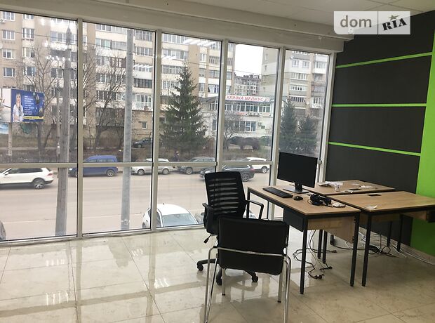 Комерційне приміщення в Тернополі, здам в оренду по Торговиця (Живова Анатолія) вулиця 15Б, район Центр, ціна: 11 750 грн за об’єкт фото 1 Комерційне приміщення в Тернополі, здам в оренду по Торговиця (Живова Анатолія) вулиця 15Б, район Центр, ціна: 11 750 грн за об’єкт фото 1