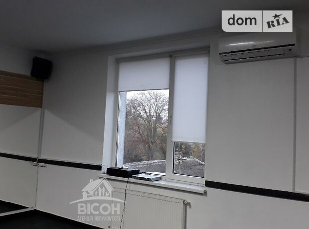 Помещение свободного назначения в Тернополе, сдам в аренду по Острожского Князя улица, район Центр, цена: 10 000 грн за объект фото 1 Помещение свободного назначения в Тернополе, сдам в аренду по Острожского Князя улица, район Центр, цена: 10 000 грн за объект фото 1