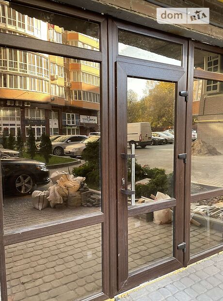 Помещение свободного назначения в Виннице, сдам в аренду по Князей Кориатовичей (Свердлова) улица, район Свердловский массив, цена: 15 000 грн за объект фото 1 Помещение свободного назначения в Виннице, сдам в аренду по Князей Кориатовичей (Свердлова) улица, район Свердловский массив, цена: 15 000 грн за объект фото 1