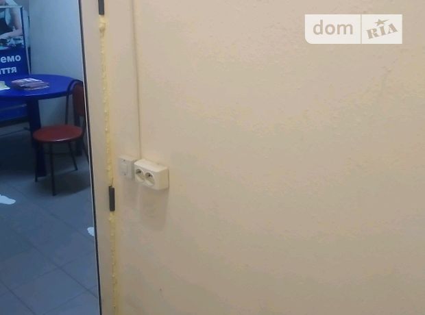 Складское помещение в Черновцах, сдам в аренду по Русская улица, район Фастовская, цена: договорная за объект фото 1 Складское помещение в Черновцах, сдам в аренду по Русская улица, район Фастовская, цена: договорная за объект фото 1