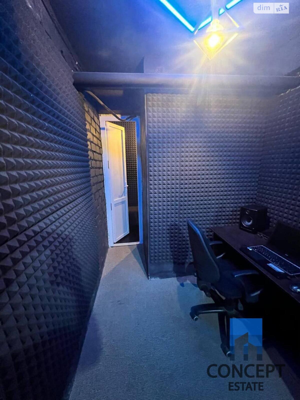 Спеціальне приміщення в Дніпрі, здам в оренду по Набережна Заводська вулиця 7, район Новокодацький, ціна: 15 000 грн за об’єкт фото 1