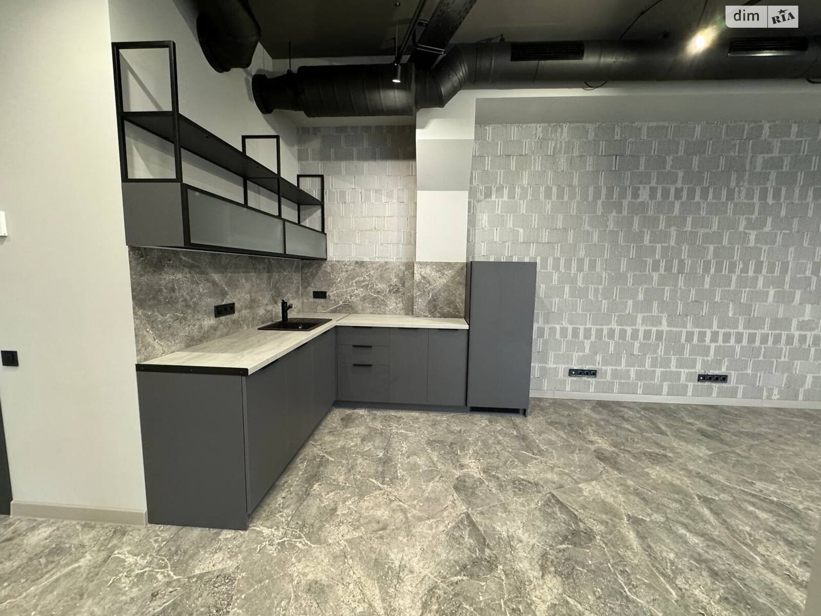 Специальное помещение в Днепре, сдам в аренду по Короленко улица 2К, район Центр, цена: 76 137 грн за объект фото 1