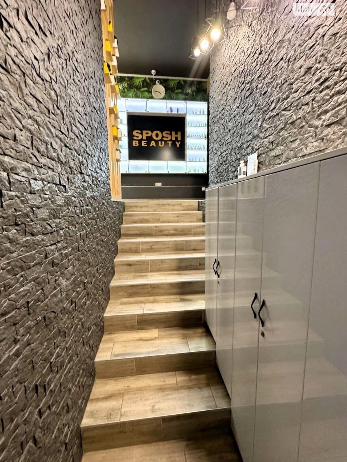 Специальное помещение в Днепре, сдам в аренду по Воскресенская улица 21, район Центр, цена: 42 000 грн за объект фото 1