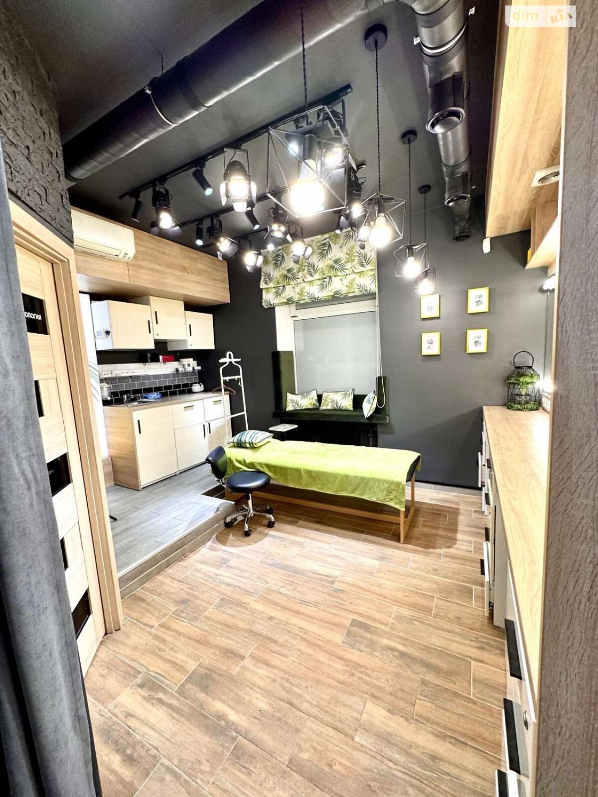 Специальное помещение в Днепре, сдам в аренду по Воскресенская улица 21, район Центр, цена: 42 000 грн за объект фото 1