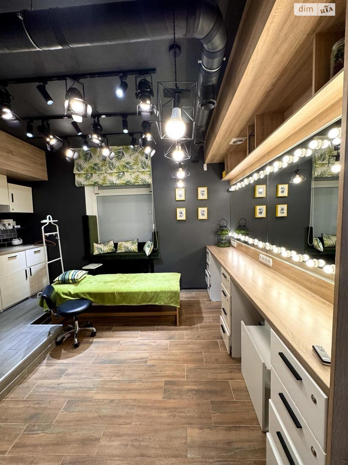 Специальное помещение в Днепре, сдам в аренду по Воскресенская улица 21, район Центр, цена: 42 000 грн за объект фото 1