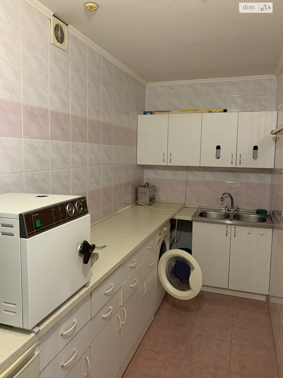 Спеціальне приміщення в Хмельницькому, здам в оренду по Миру проспект, район Виставка, ціна: 68 000 грн за об’єкт фото 1 Спеціальне приміщення в Хмельницькому, здам в оренду по Миру проспект, район Виставка, ціна: 68 000 грн за об’єкт фото 1