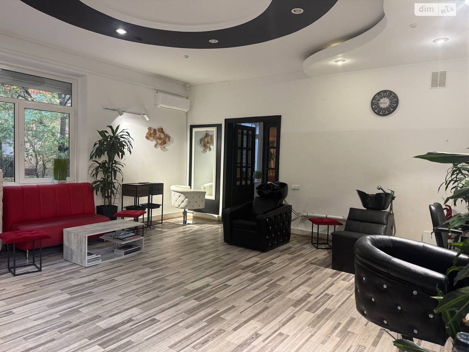 Спеціальне приміщення в Івано-Франківську, здам в оренду по В’ячеслава Чорновола (Пушкіна) вулиця 20А, район Центр, ціна: 42 070 грн за об’єкт фото 1