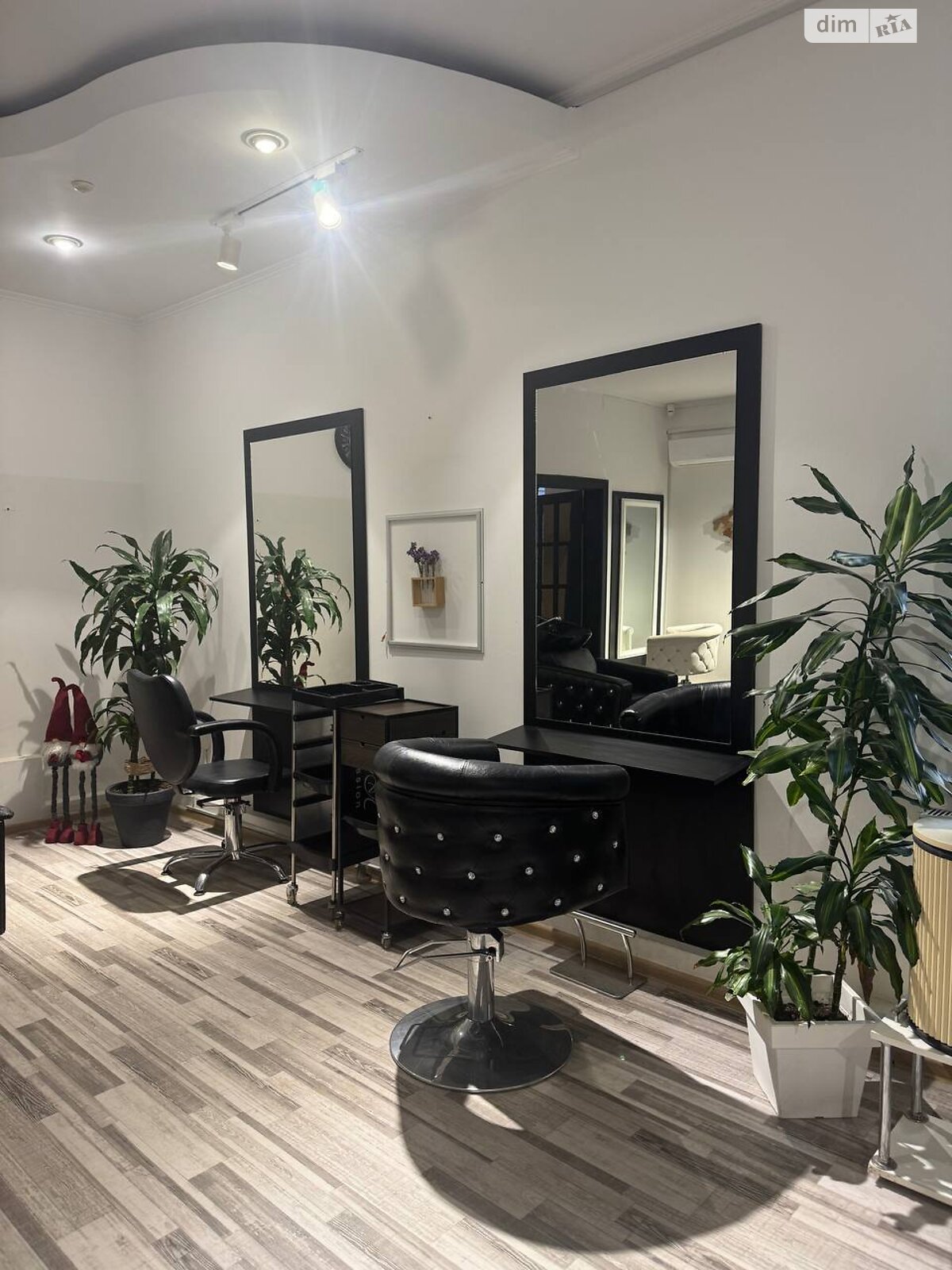 Спеціальне приміщення в Івано-Франківську, здам в оренду по В’ячеслава Чорновола (Пушкіна) вулиця 20А, район Центр, ціна: 42 070 грн за об’єкт фото 1