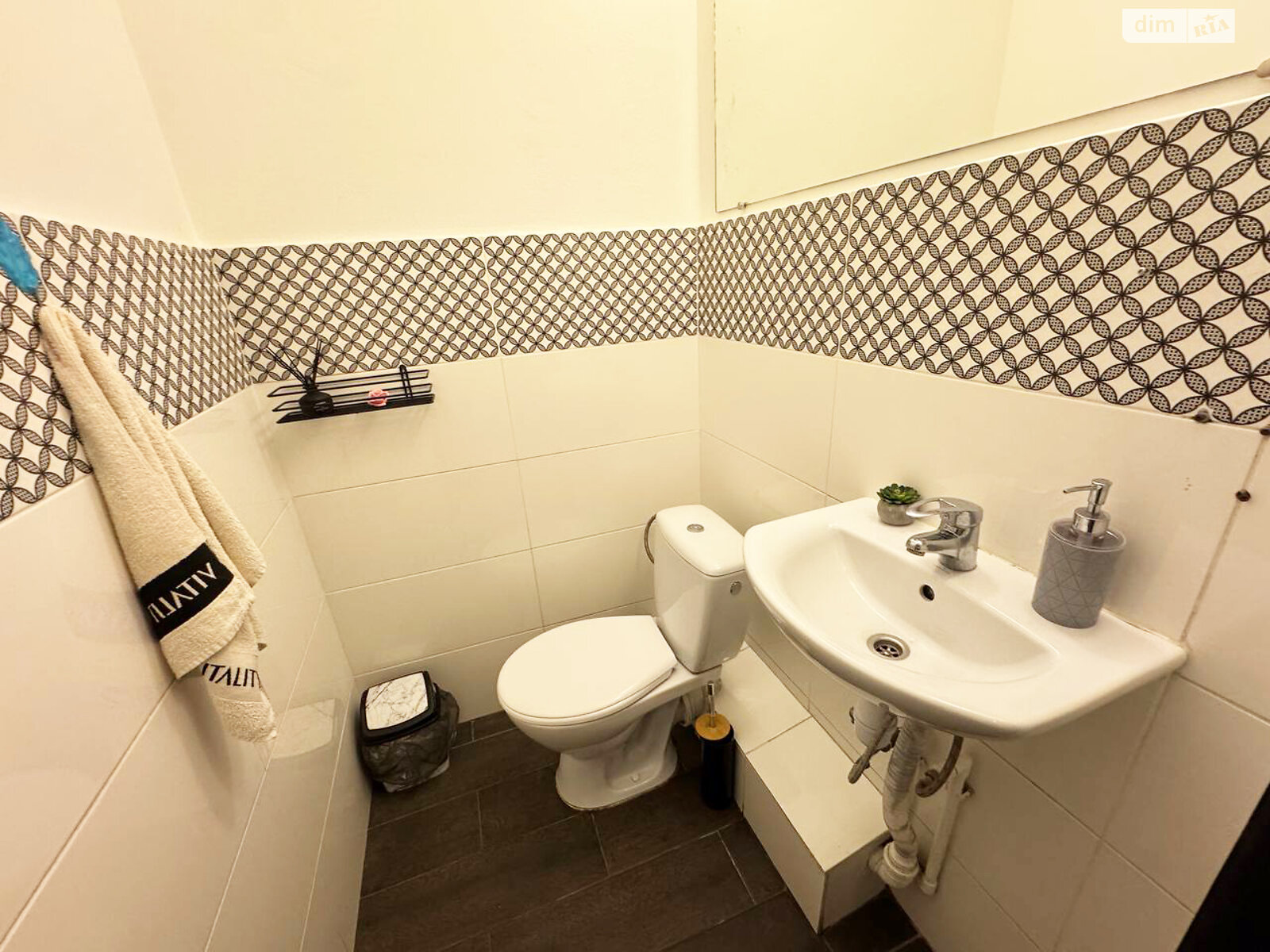 Спеціальне приміщення в Івано-Франківську, здам в оренду по В’ячеслава Чорновола (Пушкіна) вулиця 20А, район Центр, ціна: 42 070 грн за об’єкт фото 1