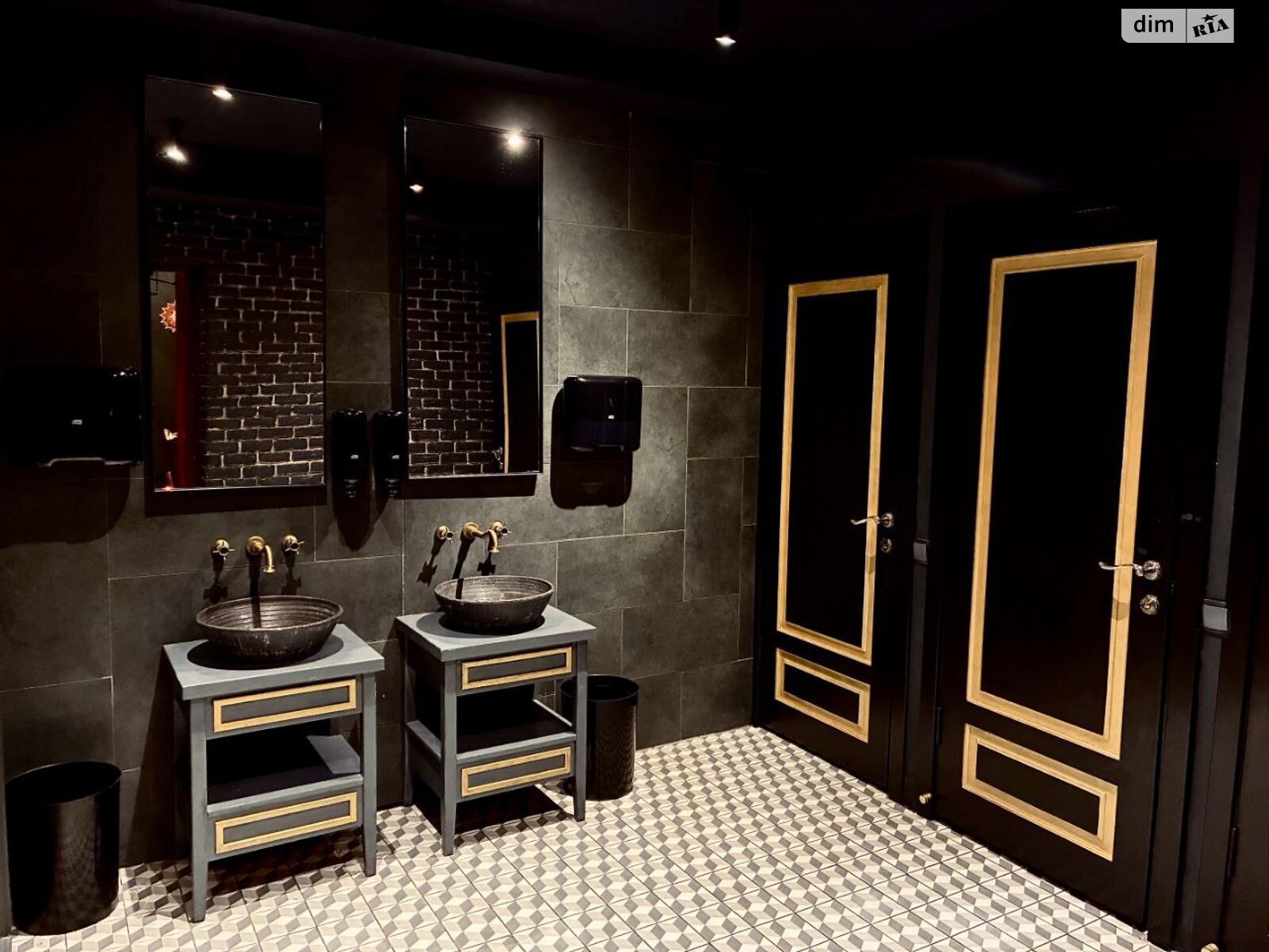 Специальное помещение в Киеве, сдам в аренду по Большая Васильковская улица 3, район Липки, цена: 2 000 грн за объект фото 1 Специальное помещение в Киеве, сдам в аренду по Большая Васильковская улица 3, район Липки, цена: 2 000 грн за объект фото 1