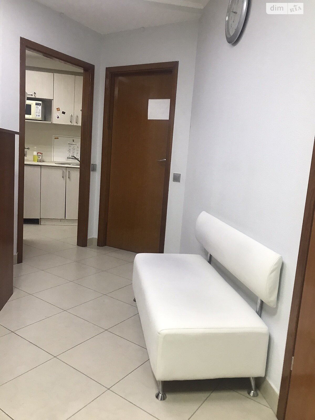 Специальное помещение в Киеве, сдам в аренду по Олеся Гончара улица 45А, район Центр, цена: 83 400 грн за объект фото 1 Специальное помещение в Киеве, сдам в аренду по Олеся Гончара улица 45А, район Центр, цена: 83 400 грн за объект фото 1