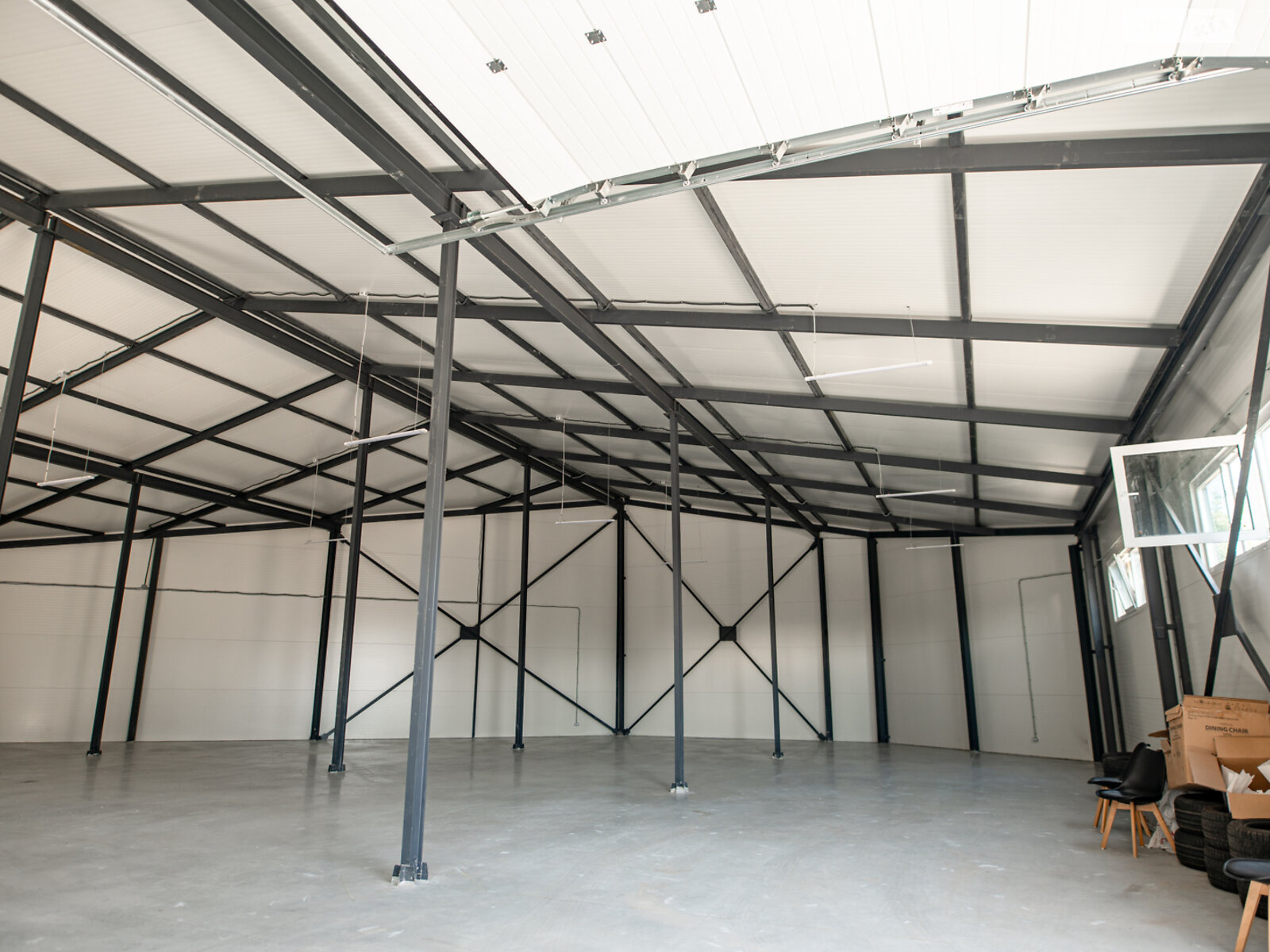 Специальное помещение в Львове, сдам в аренду по Чикаленко улица, район Рясное, цена: 126 750 грн за объект фото 1 Специальное помещение в Львове, сдам в аренду по Чикаленко улица, район Рясное, цена: 126 750 грн за объект фото 1