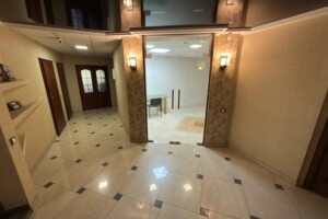 Специальное помещение в Львове, сдам в аренду по Садовая улица 2А, район Южный, цена: 5 000 грн за объект фото 2 Специальное помещение в Львове, сдам в аренду по Садовая улица 2А, район Южный, цена: 5 000 грн за объект фото 2