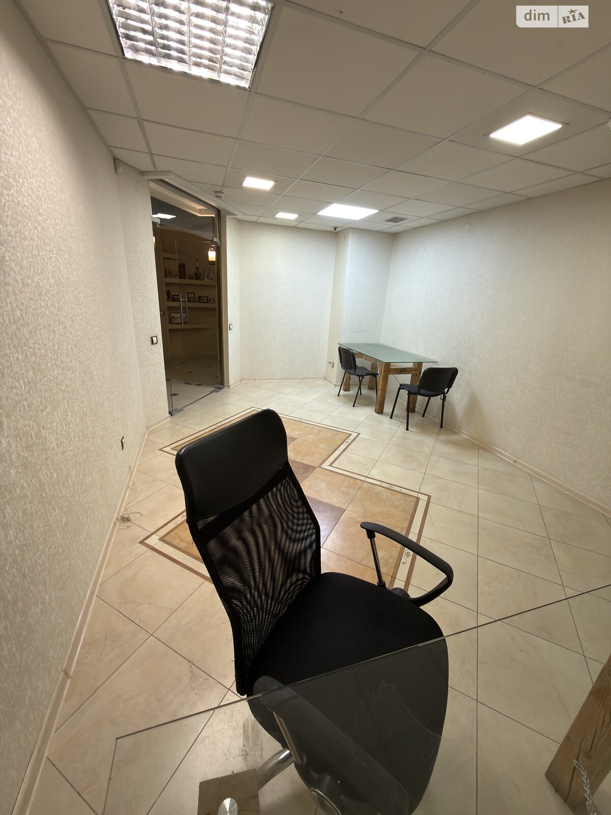 Специальное помещение в Львове, сдам в аренду по Садовая улица 2А, район Южный, цена: 5 000 грн за объект фото 1 Специальное помещение в Львове, сдам в аренду по Садовая улица 2А, район Южный, цена: 5 000 грн за объект фото 1