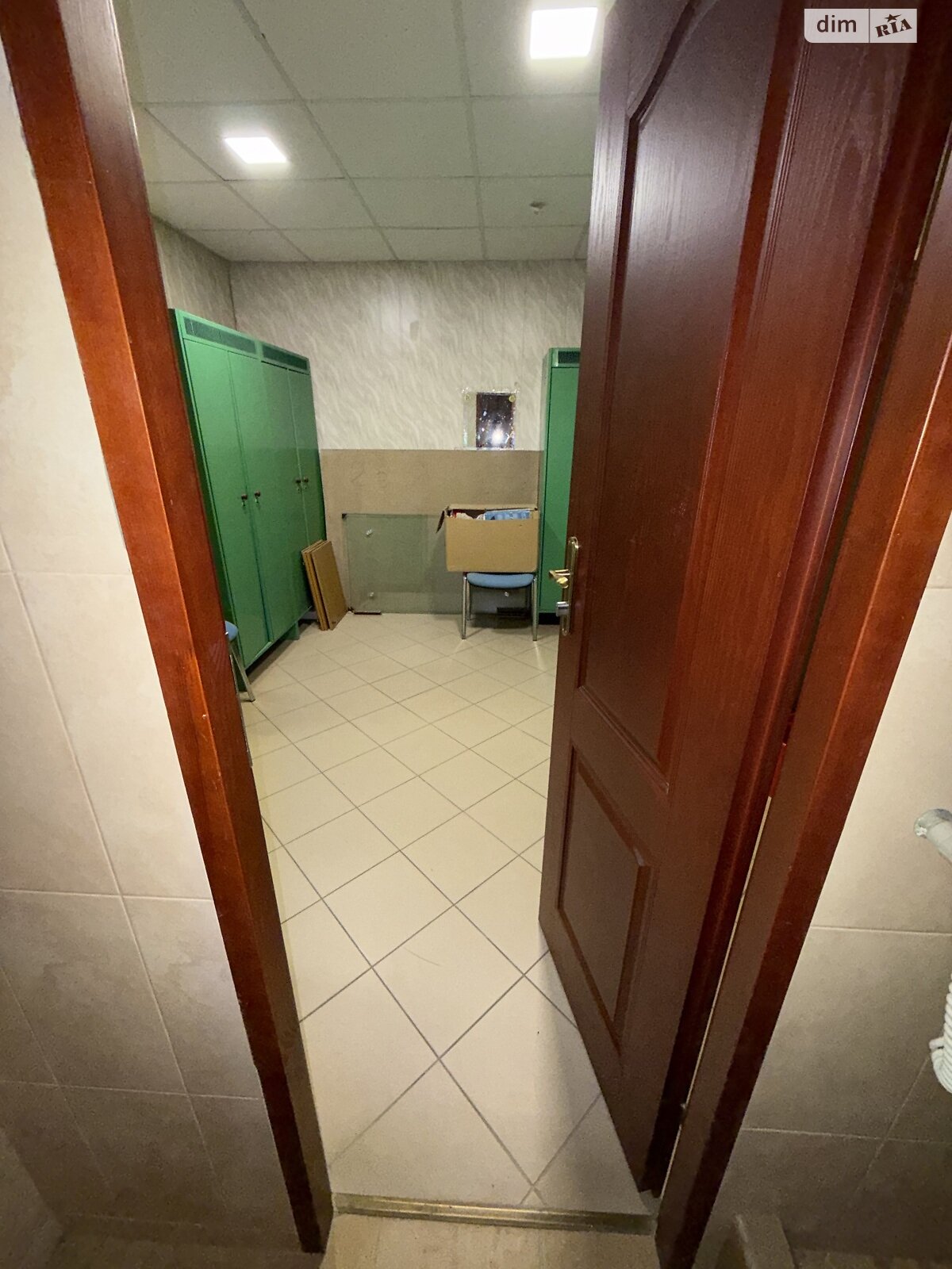 Специальное помещение в Львове, сдам в аренду по Садовая улица 2А, район Южный, цена: 5 000 грн за объект фото 1 Специальное помещение в Львове, сдам в аренду по Садовая улица 2А, район Южный, цена: 5 000 грн за объект фото 1