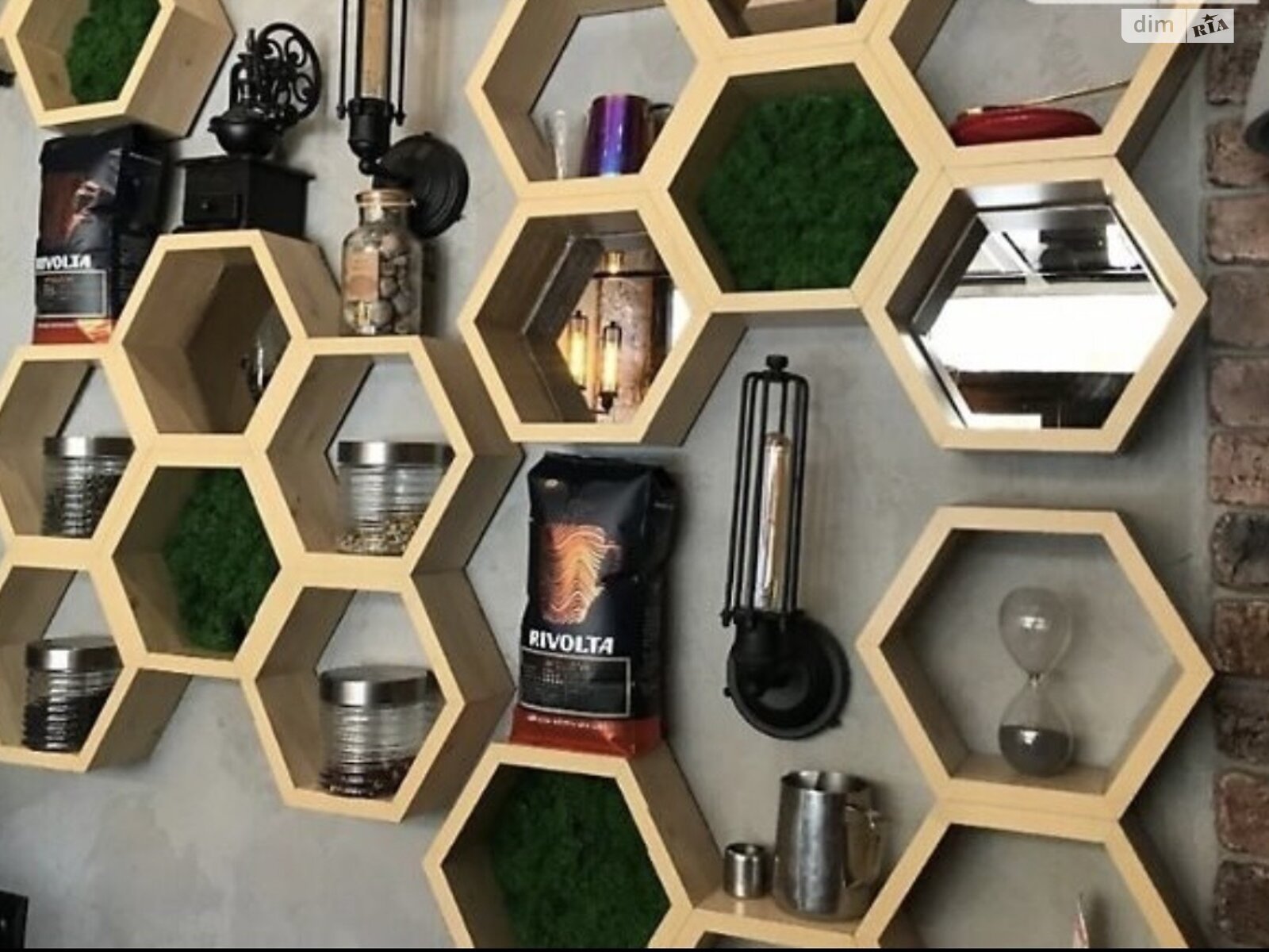 Специальное помещение в Тернополе, сдам в аренду по 15-го Апреля улица, район Бам, цена: 5 500 грн за объект фото 1 Специальное помещение в Тернополе, сдам в аренду по 15-го Апреля улица, район Бам, цена: 5 500 грн за объект фото 1