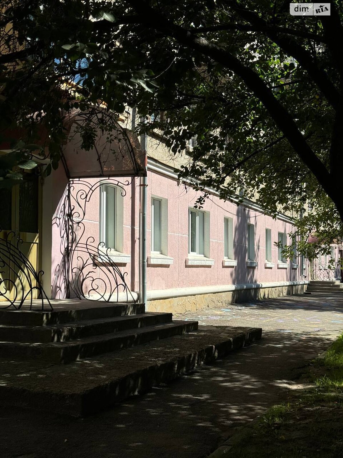 Специальное помещение в Тернополе, сдам в аренду по Качалы улица 1, район Центр, цена: 50 000 грн за объект фото 1 Специальное помещение в Тернополе, сдам в аренду по Качалы улица 1, район Центр, цена: 50 000 грн за объект фото 1