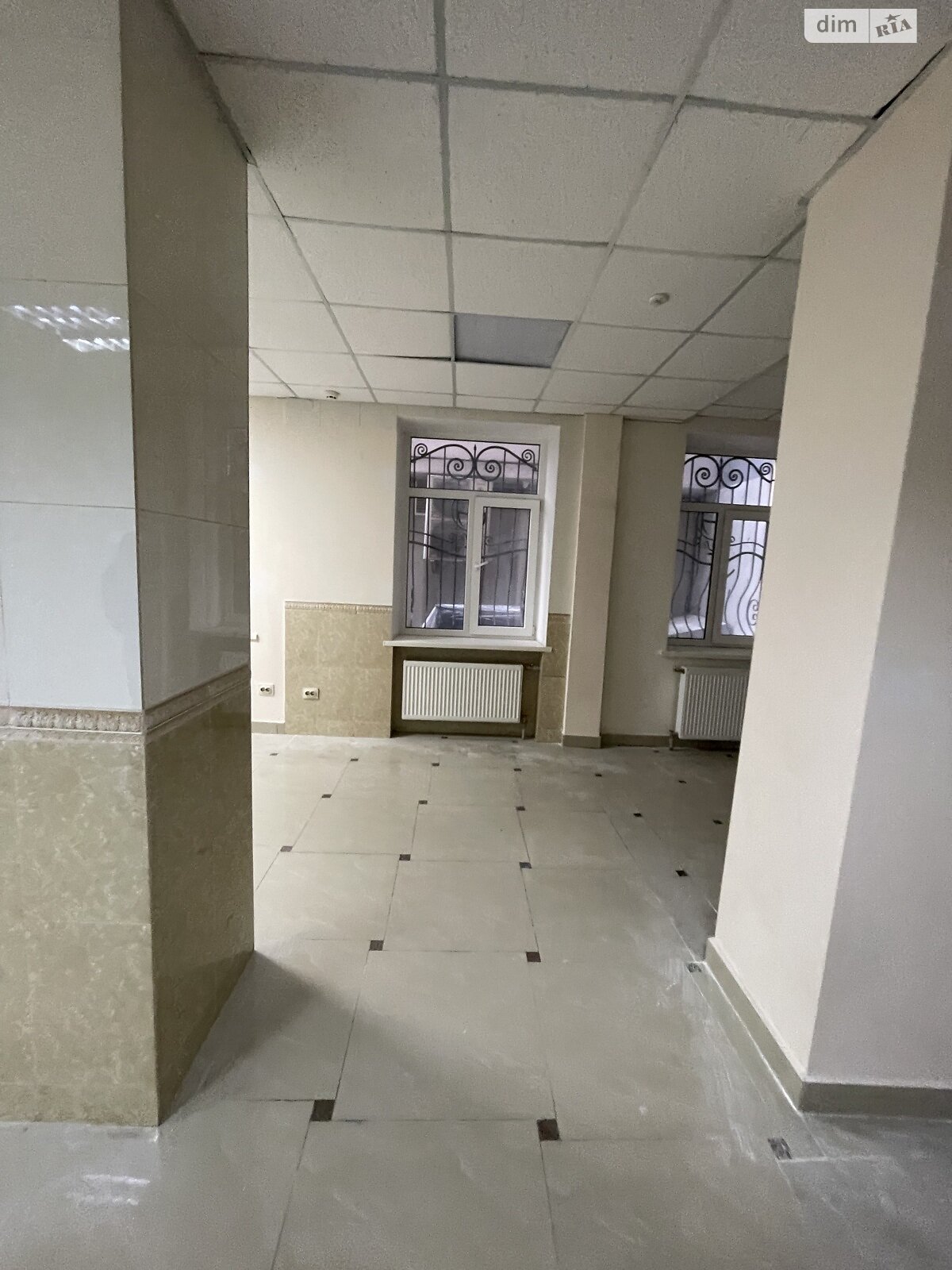 Специальное помещение в Тернополе, сдам в аренду по Русская улица, район Центр, цена: 54 000 грн за объект фото 1 Специальное помещение в Тернополе, сдам в аренду по Русская улица, район Центр, цена: 54 000 грн за объект фото 1