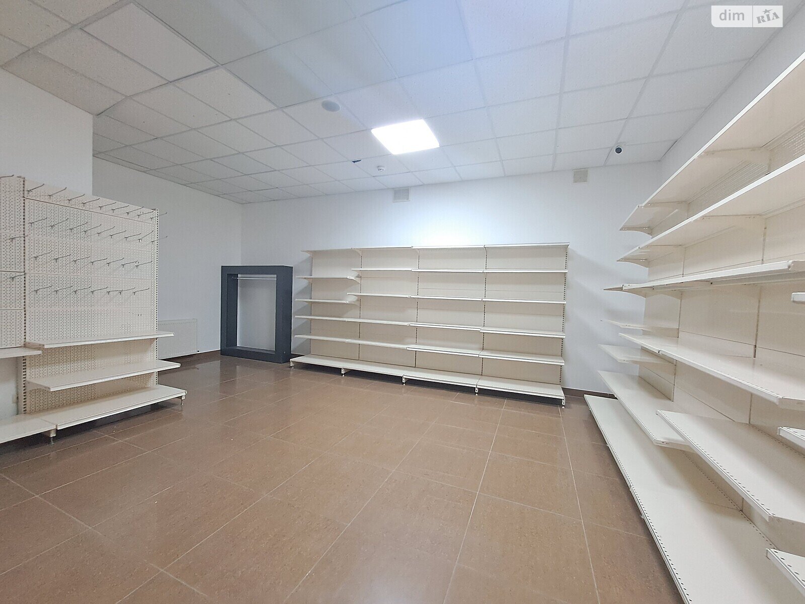 Спеціальне приміщення в Тернополі, здам в оренду по Довженка Олександра вулиця, район Східний, ціна: 23 000 грн за об’єкт фото 1 Спеціальне приміщення в Тернополі, здам в оренду по Довженка Олександра вулиця, район Східний, ціна: 23 000 грн за об’єкт фото 1